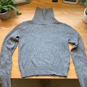 Brandy Melville Sweater